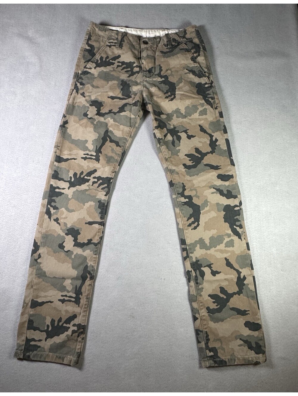 Levi's Mens Camo Elmwood Chino Pants W28 L32 (Tag) Inseam Is Closer To 30